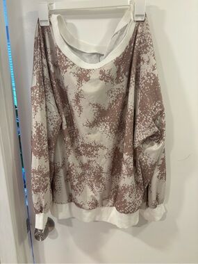 SHEIN Taupe & White Pattern Pullover Sweatshirt